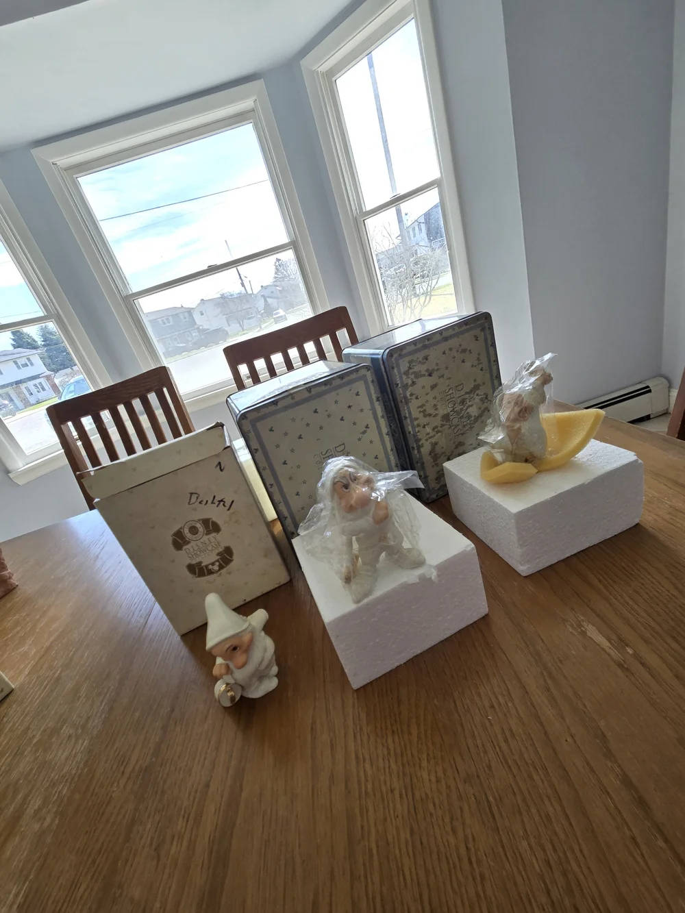 Lenox Snow White Collection Porcelain Figurines With Gold Accents